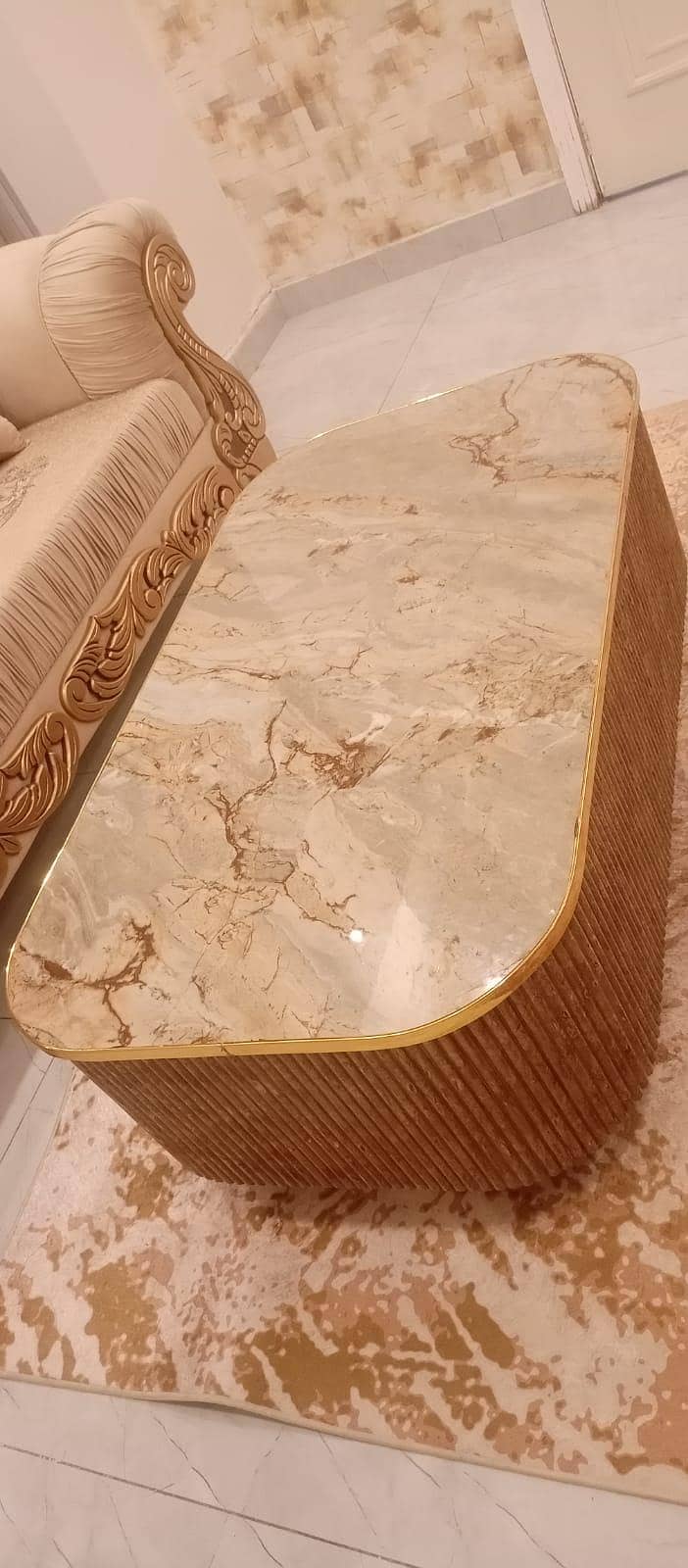 coffee table centre table 0