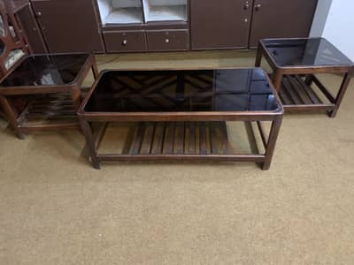 Table set with 2 side table