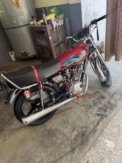 Honda 125 —24 model for sale