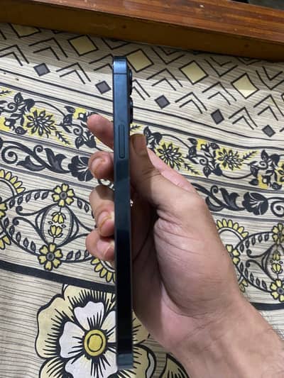 I Phone 12 pro max 128gb Pta Approved