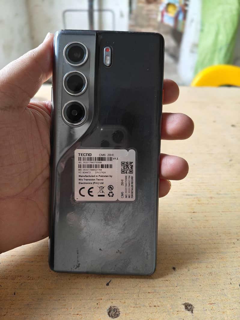 Tecno camon 40 pro 2