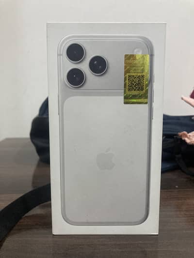 17 pro max white pta approved