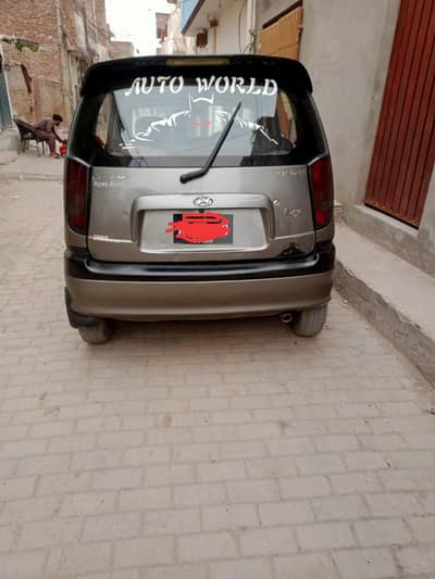 santro club in lush condition