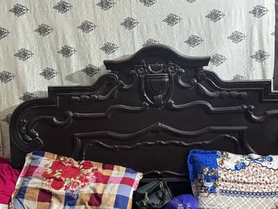 brown king size bed