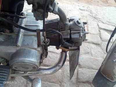 Honda CD 70 bike Gujarat ka number 2005 model 03.25. 24.22. 87.6.