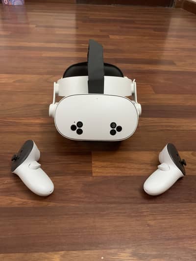 Meta Quest 3S With Headstap UK Model