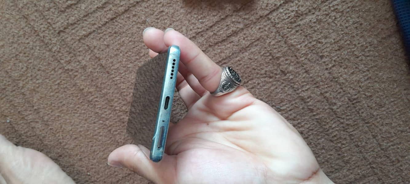 Techno Camon 40 pro 3