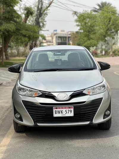 Toyota Yaris ativ 2022