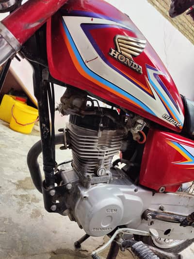 Honda 125 2016 model