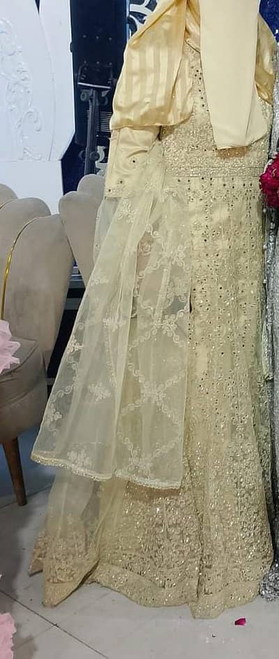 Elegant Maxi for Sale – Only Worn Once