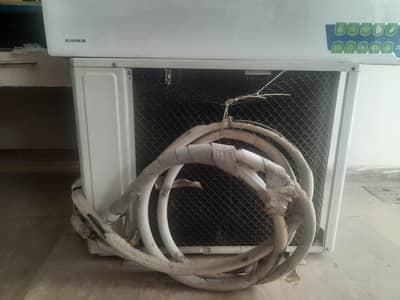 Hyundai DC Inverter Split AC 1.5 ton used