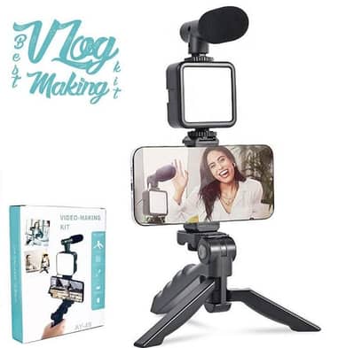 Portable Tripod Stand Black Adjustable Brightness