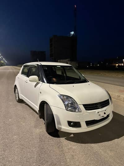 Suzuki Swift DLX 2013 for sale