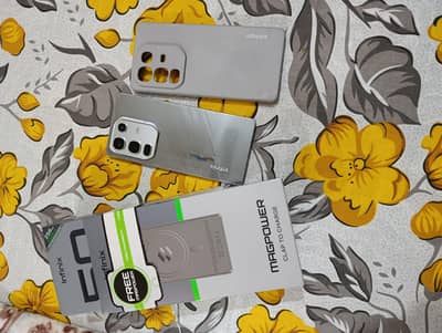 infinix note 50 pro 12+24/256gb 10/10 with complete box