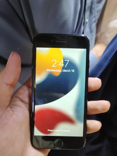 iPhone 7 For Sale 13k