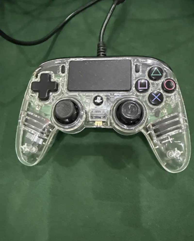 COD AND NACON CONTROLLER 1