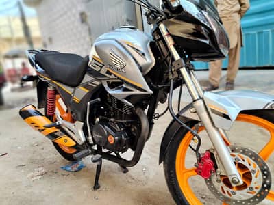 Honda CB 150f model 2022 for urgent sale