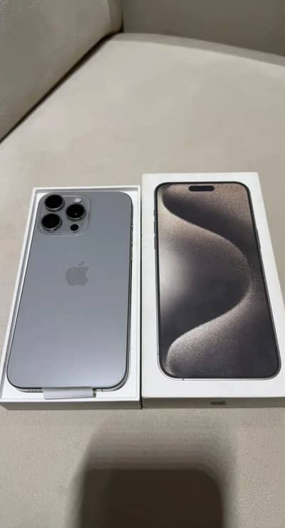 iPhone 15 Pro Max Natural Titanium