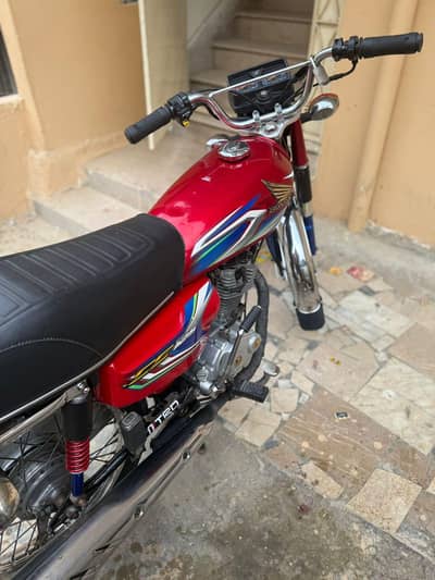 Honda 125 Geniune Condition One Handed Use