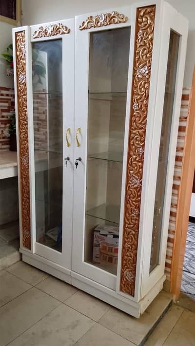 Deco bartan wali almari 2 shade han seshay k shilf han