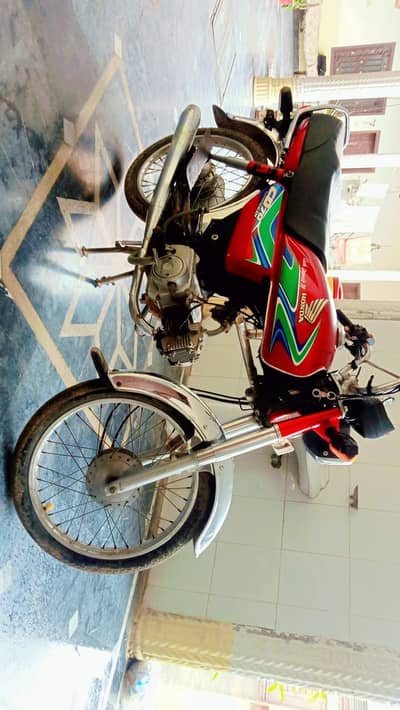 CD 70 bike for sale urgent