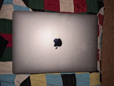 macbook pro 2017 13 inch