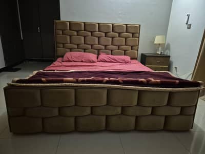 Bed with side tables
