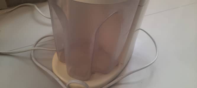 Kenwood Juicer Available in Good Condition