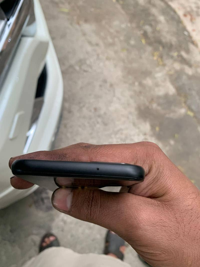 Google Pixel 4 3