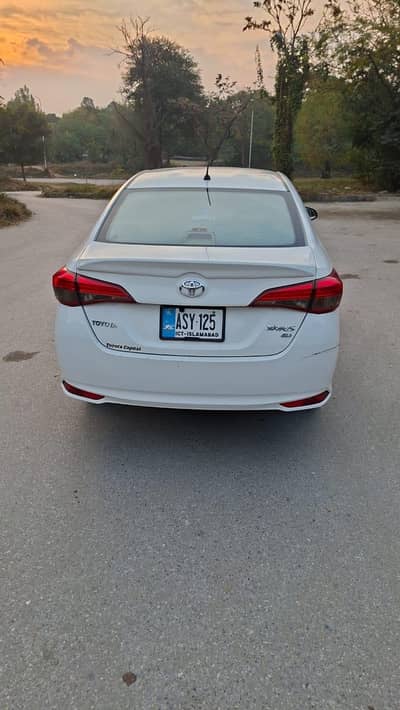 toyota yaris available for rent