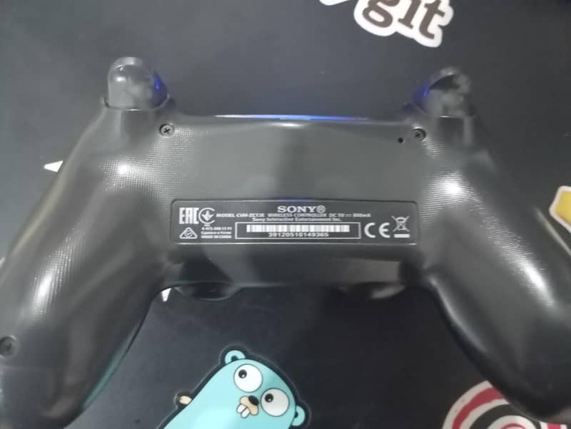 SONY PS 4 controller 6