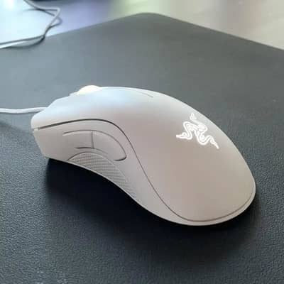 Razer Deathadder essential Original 9/10 condition