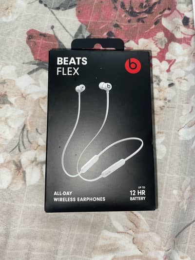 BEATS FLEX