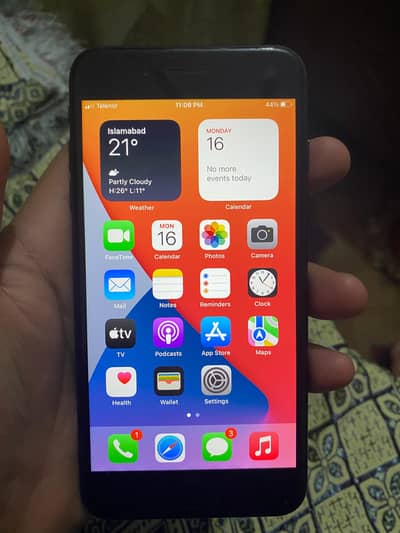 Iphone 7 plus 128Gb PTA approved. All original