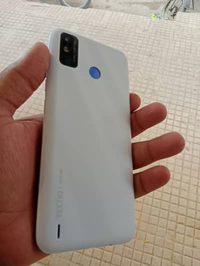 tecno spark 6 go