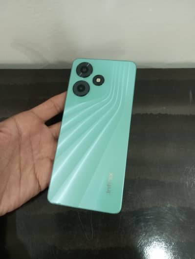 8GB RAM 128GB memory 5000 battery 10 by 10 condition