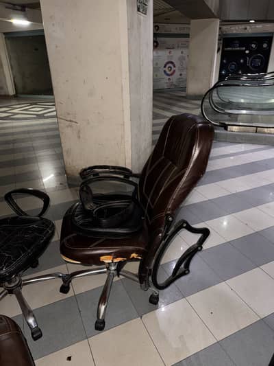 Chairs For sale 6 chairs