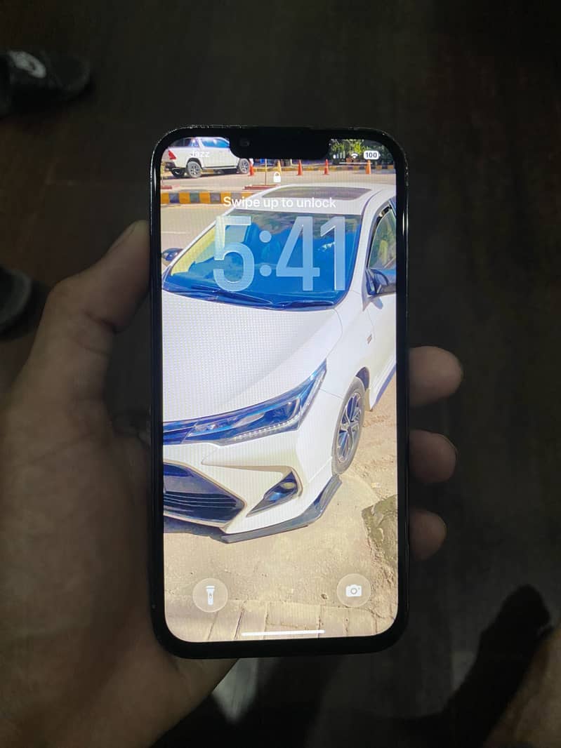 iPhone 13 Pro (Sim working) 2