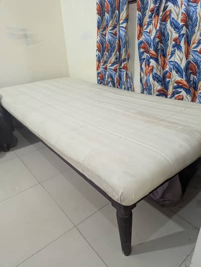 Single Wooden Bed – Strong & Neat Condition