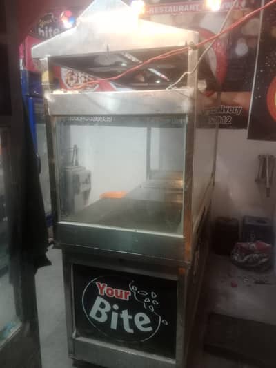 shawarma & fries counter