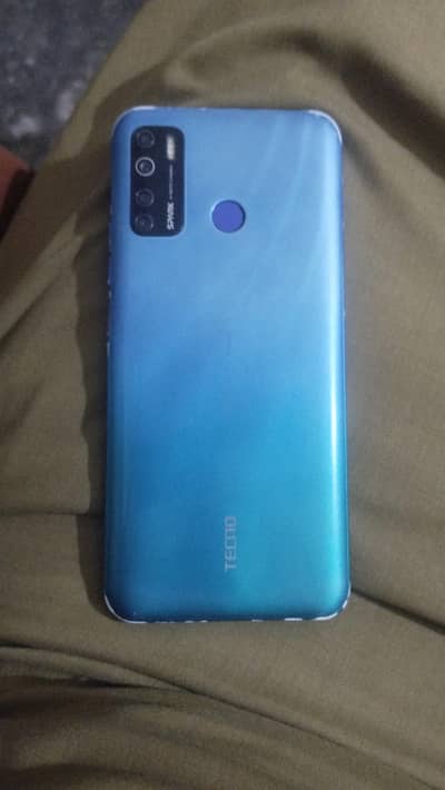 Tecno spark 5 pro good mobile ha  4/128 may ha