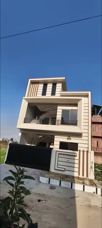 5 Marla Brand New House