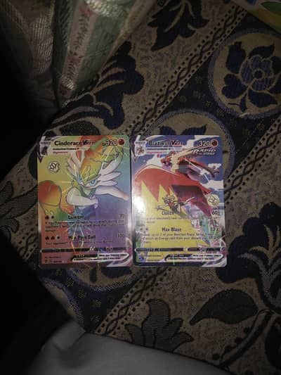 2 rare Pokemon cards