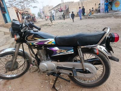 125 all okay new tyres