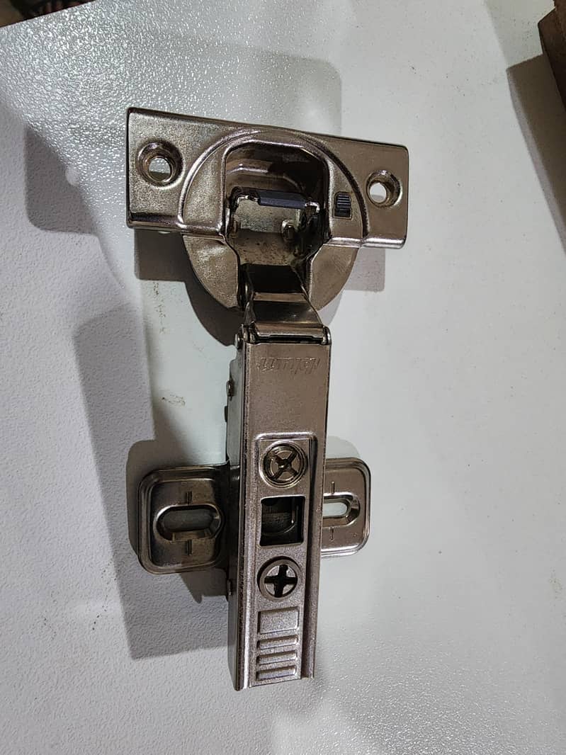 blum hinges 2