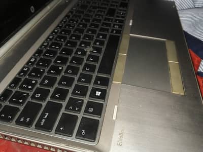 HP laptop 5 core 4/128 GB