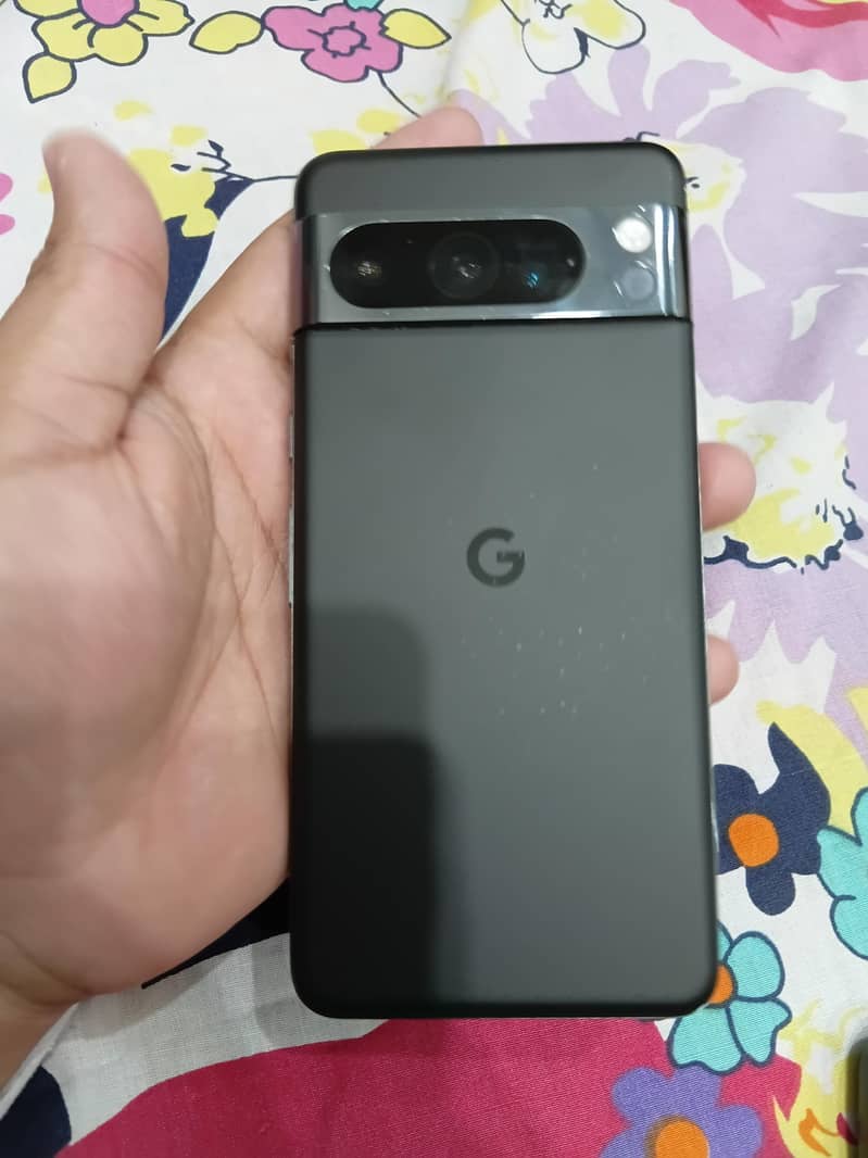 Google Pixel 8 Pro 0