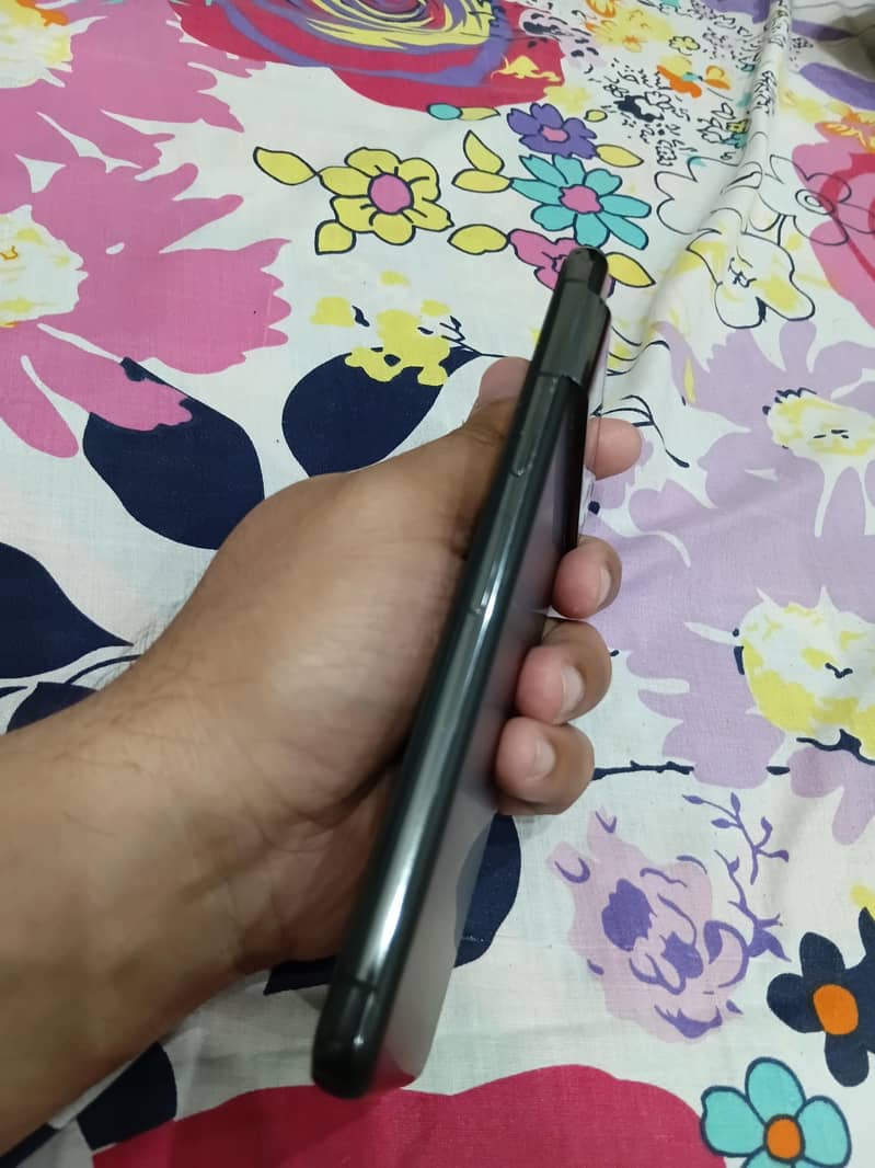 Google Pixel 8 Pro 2