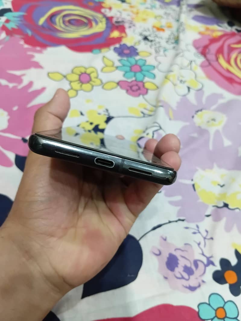 Google Pixel 8 Pro 3