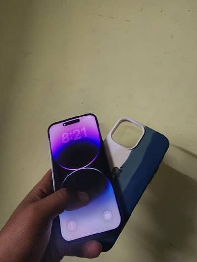 iPhone 14 Pro Max 128 GB Factory unlock Complete box